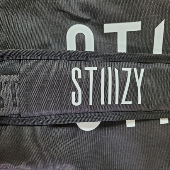 STIIIZY DUFFEL BAG brand new, limited edition holiday duffel bag 👌.        A420 - Picture 7 of 15